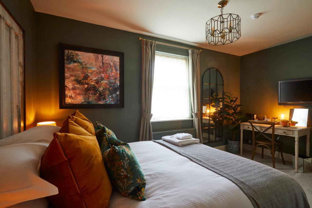 The Quarrymans Arms Hotel Corsham Buitenkant foto