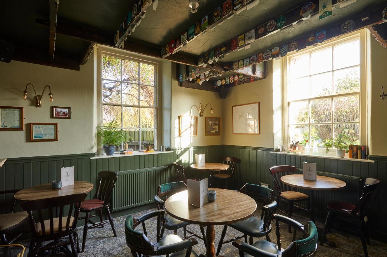 The Quarrymans Arms Hotel Corsham Buitenkant foto